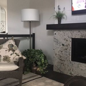 Meet your Posher, Norma